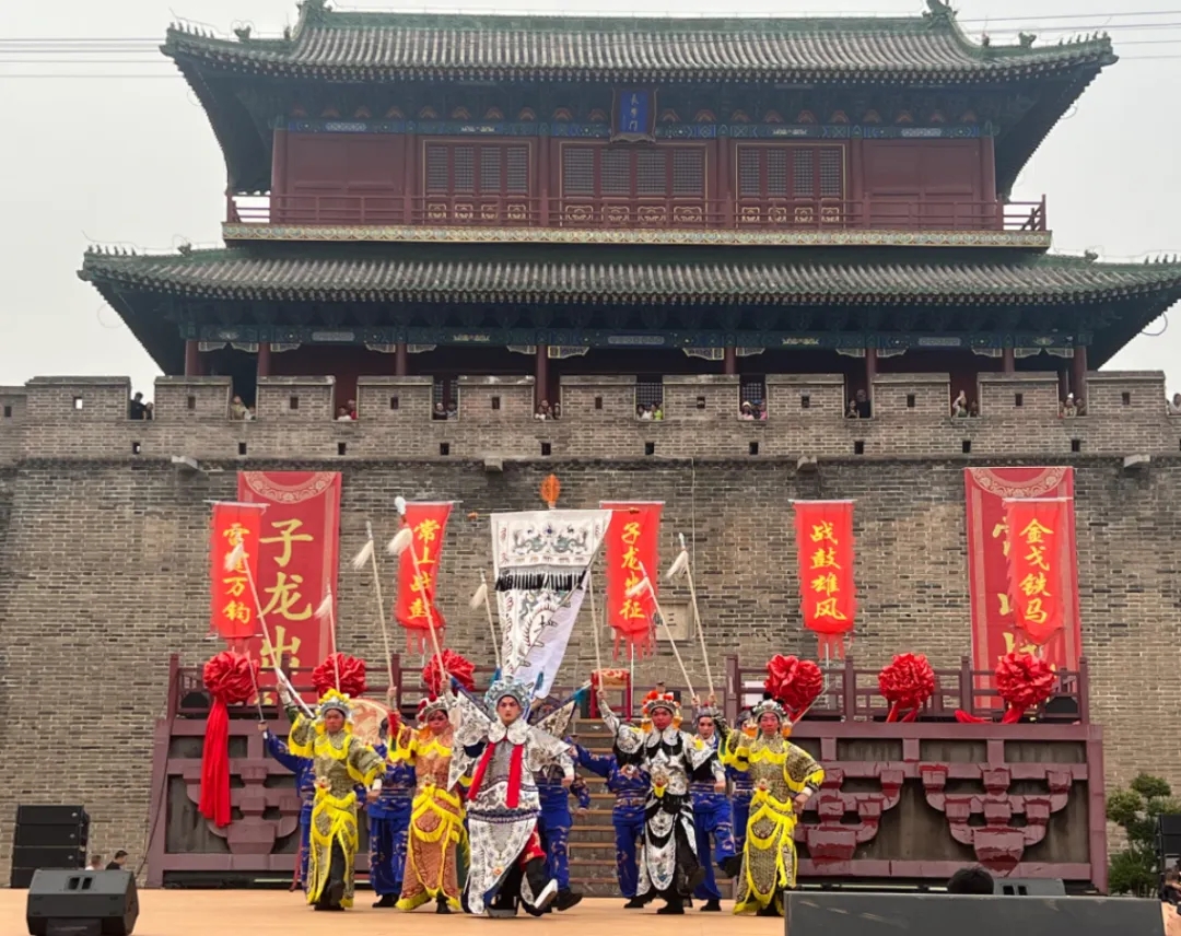 戏韵绽芳华 青春助文旅｜市艺校学子亮相正定古城 倾情上演《子龙出征》